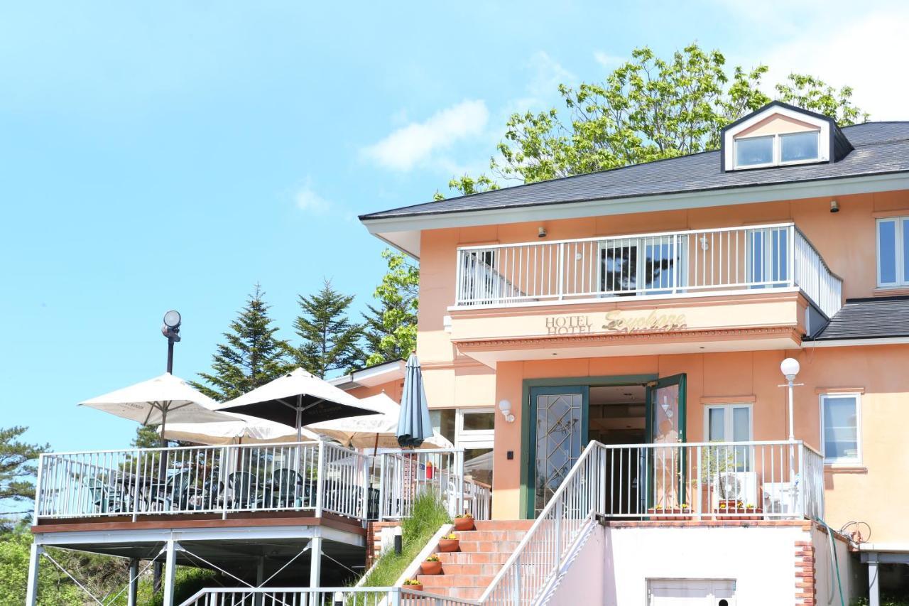 Karuizawa Hotel Soyokaze Exterior foto